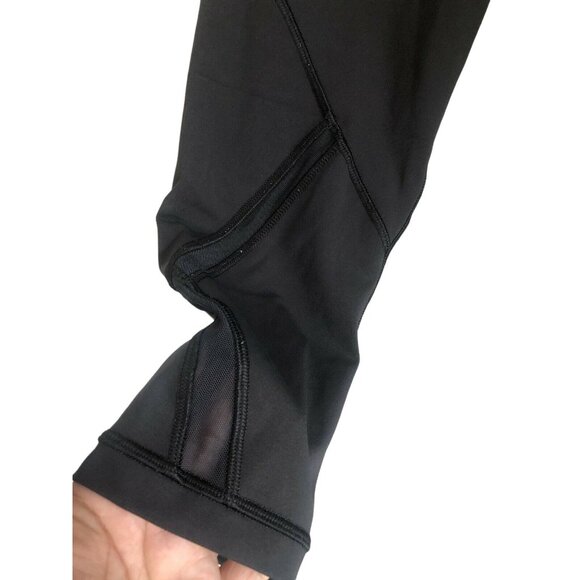 Lululemon Athleisure Black Mesh Capri Leggings Soul Logo Size 4 - Picture 2 of 5